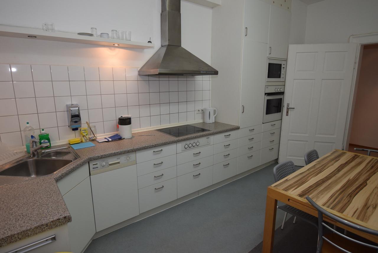 Monteurzimmer Kirchheim-Teck Кирххайм унтер Тек Екстериор снимка